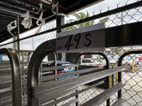 049s (1)